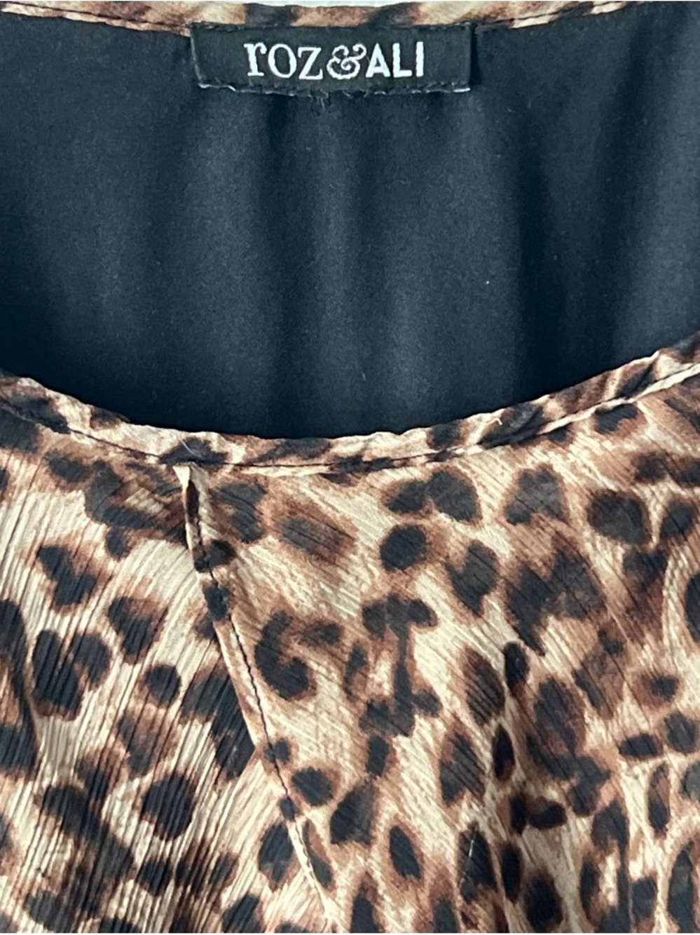 Roz & Ali Brown Leopard Print Scoop Neck Tunic, Size 1X - Picture 7 of 12